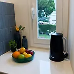 105 - Beachside Renovated 1br 5 Min From 아파트