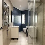 105 - Beachside Renovated 1br 5 Min From 캠브릴스