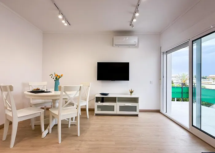 Lejlighed 105 - Beachside Renovated 1br 5 Min From *