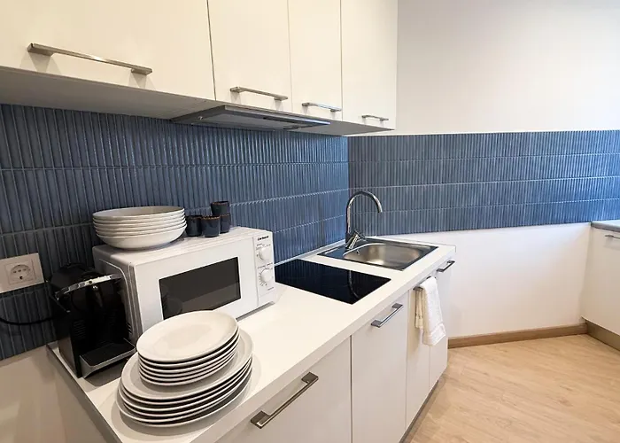 105 - Beachside Renovated 1br 5 Min From Lejlighed